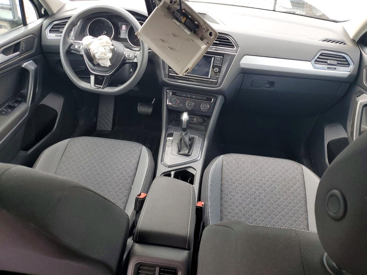 2021 VOLKSWAGEN TIGUAN S photo 15