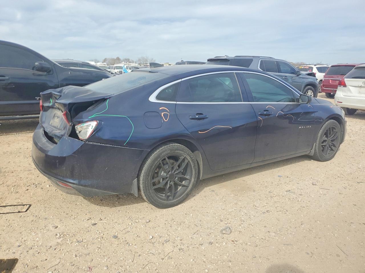2017 CHEVROLET MALIBU LS photo 5