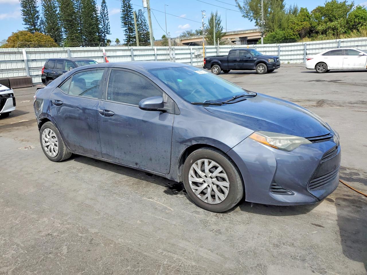 2017 TOYOTA COROLLA LE photo 7