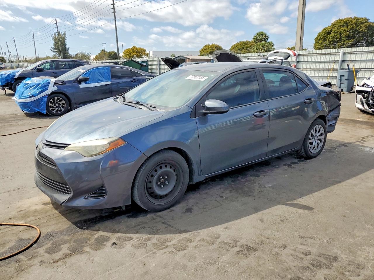 2017 TOYOTA COROLLA