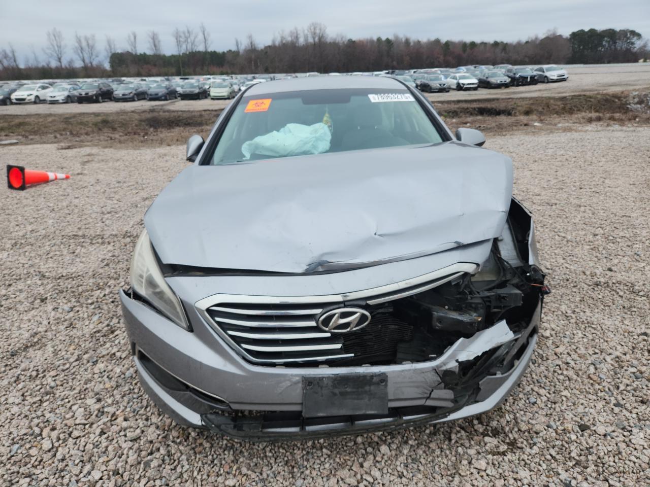2015 HYUNDAI SONATA SE photo 5