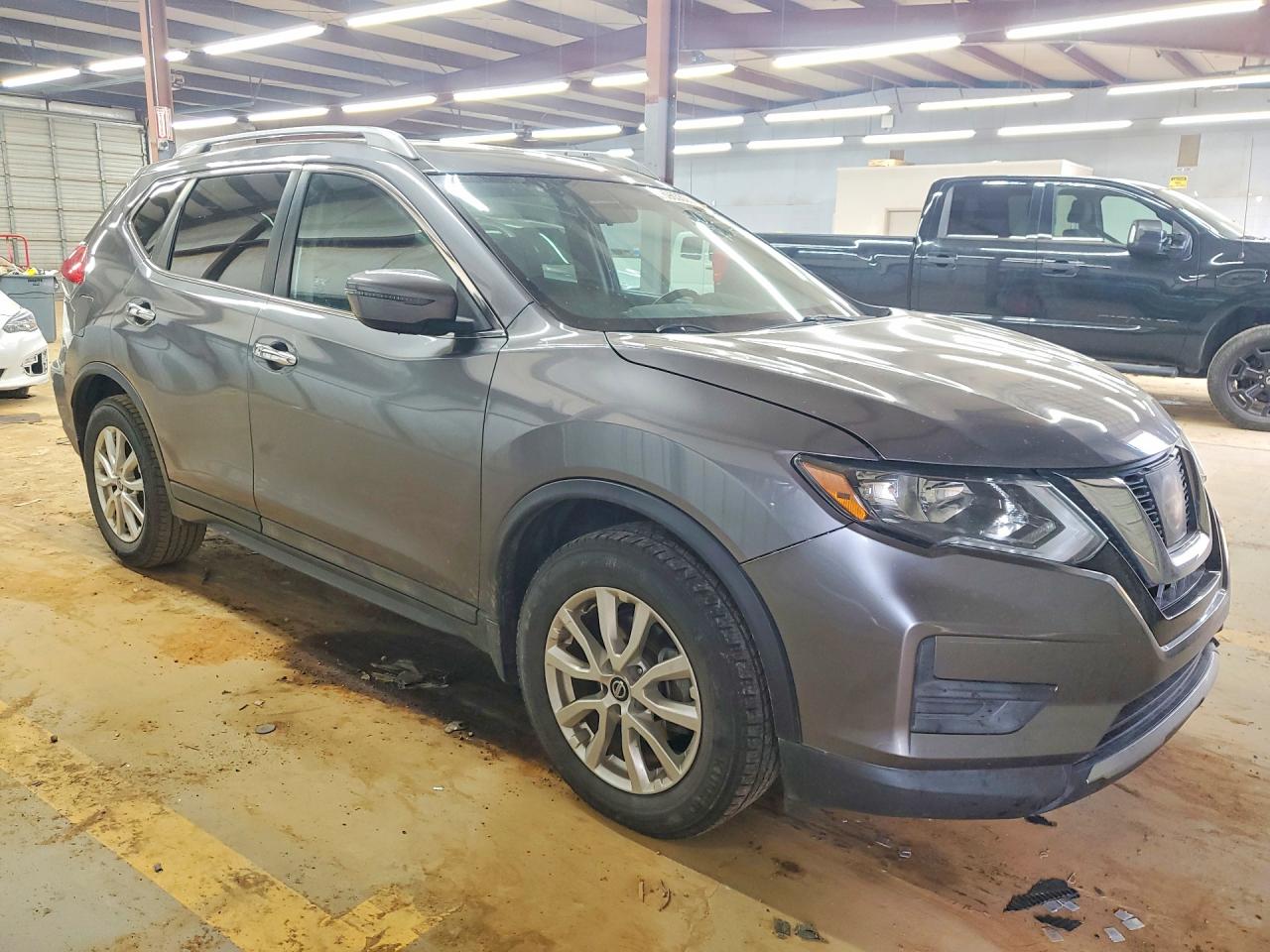 2017 NISSAN ROGUE SV photo 10