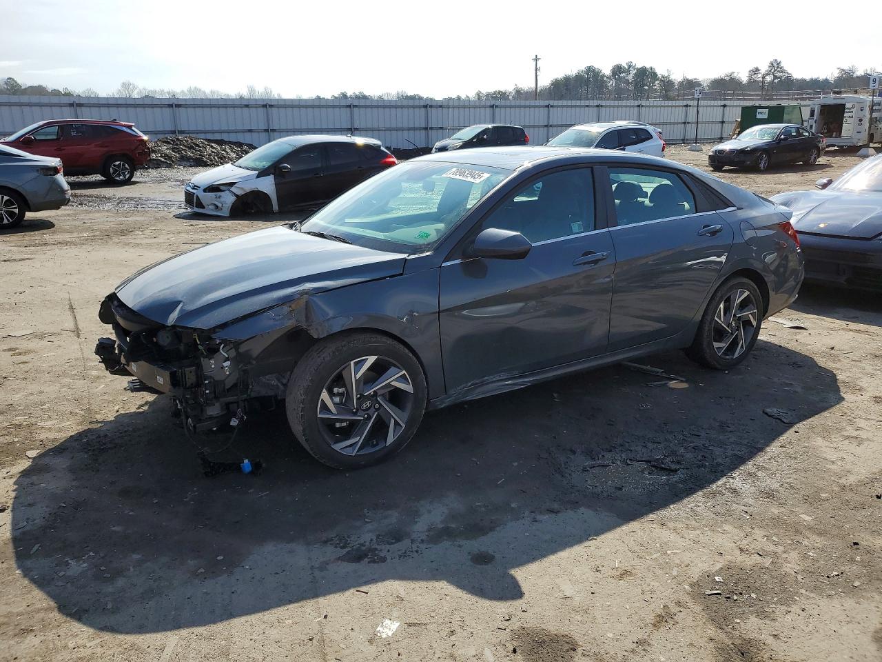 2025 HYUNDAI ELANTRA