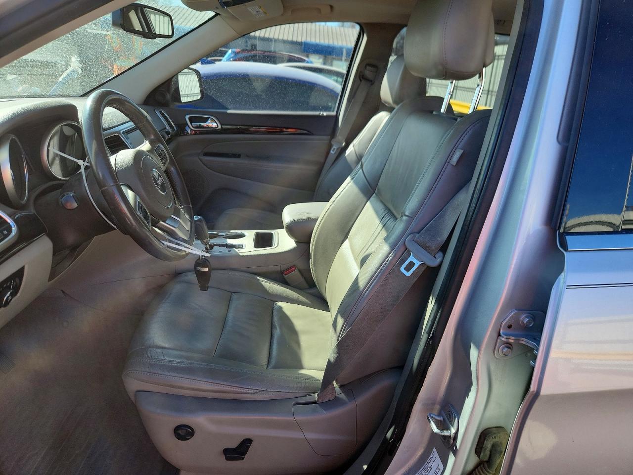 2012 JEEP GRAND CHEROKEE LAREDO photo 7