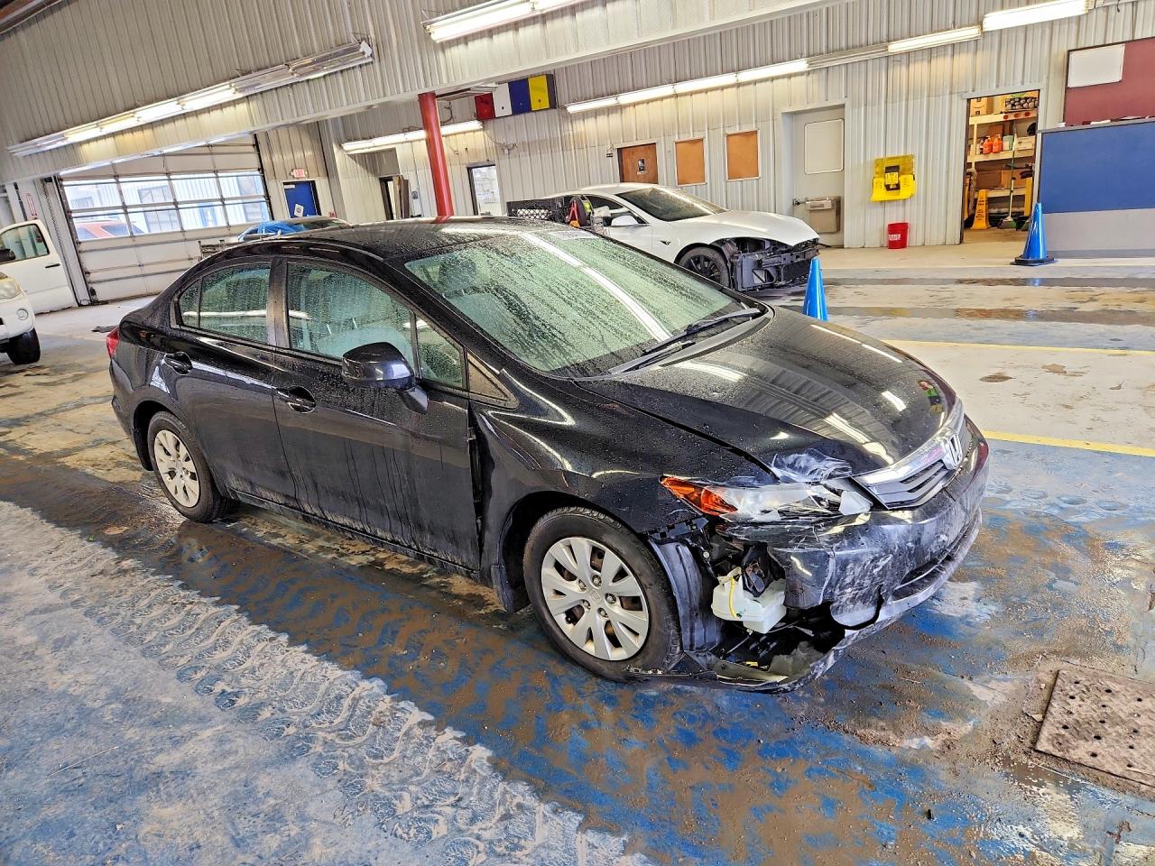 2012 HONDA CIVIC LX photo 4