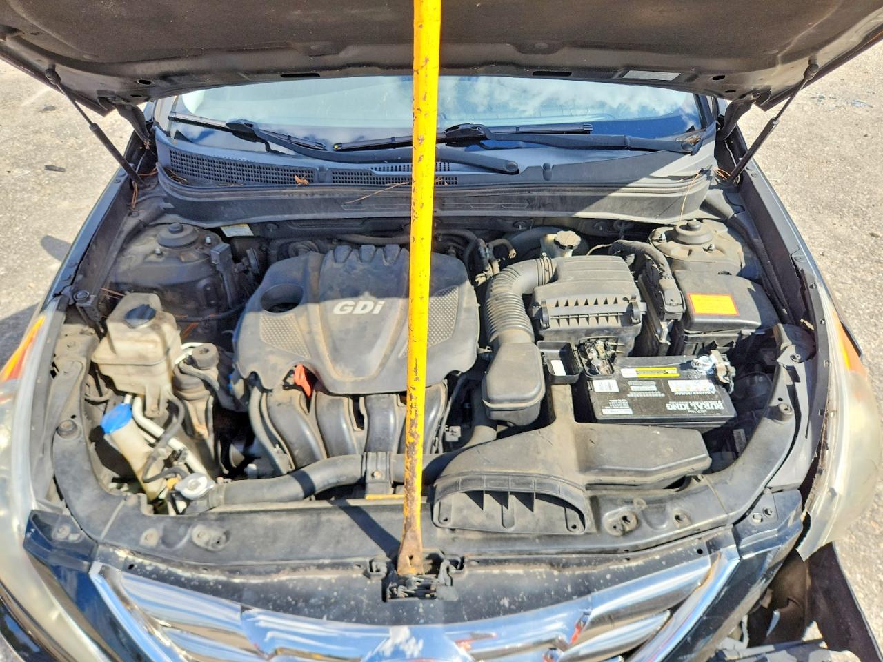 2011 HYUNDAI SONATA SE photo 11