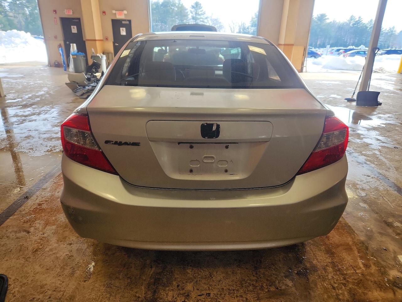 2012 HONDA CIVIC LX photo 11