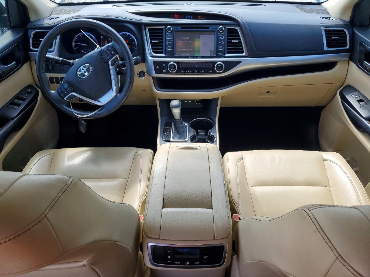 2019 TOYOTA HIGHLANDER photo 22