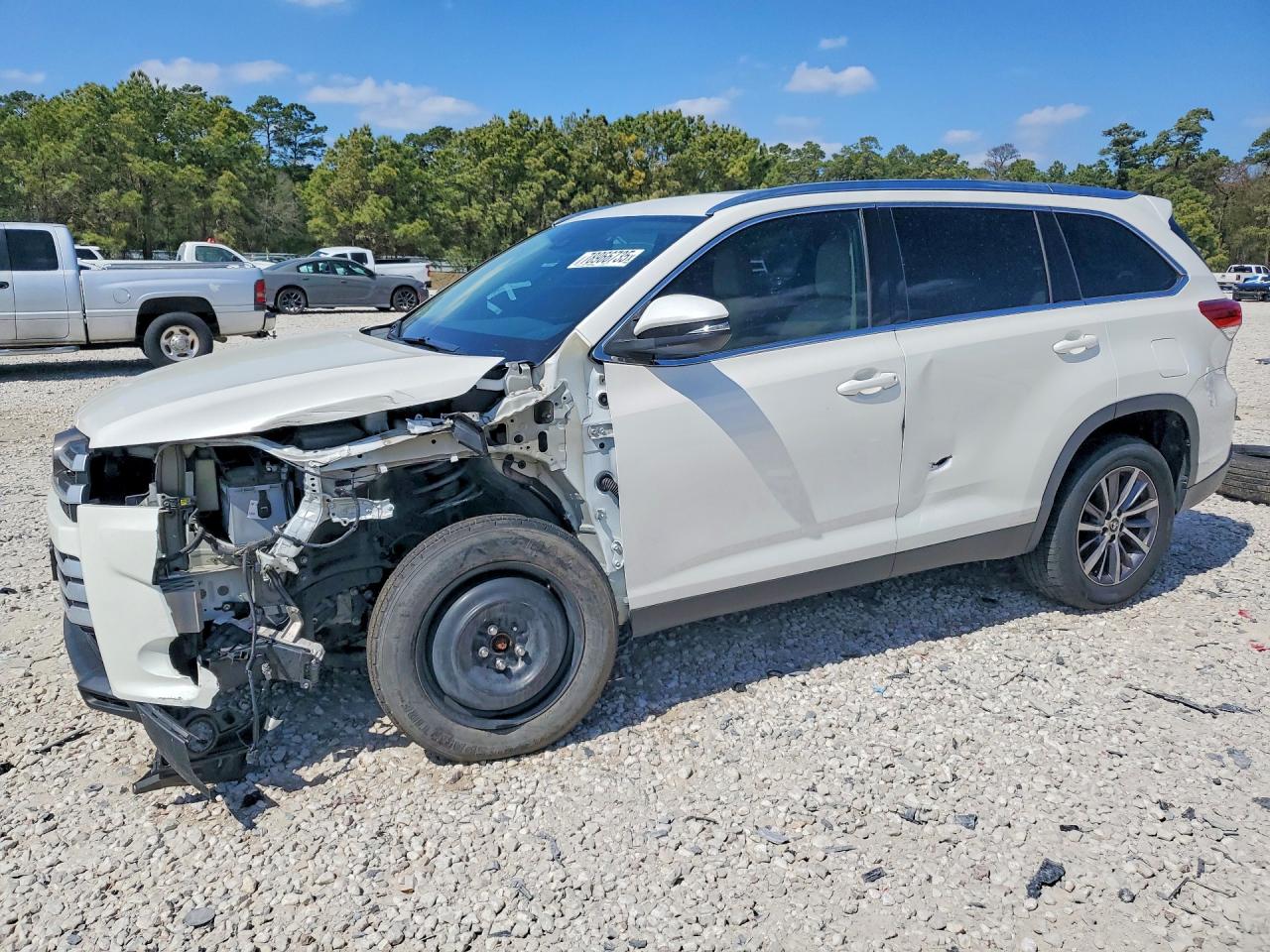 2019 TOYOTA HIGHLANDER