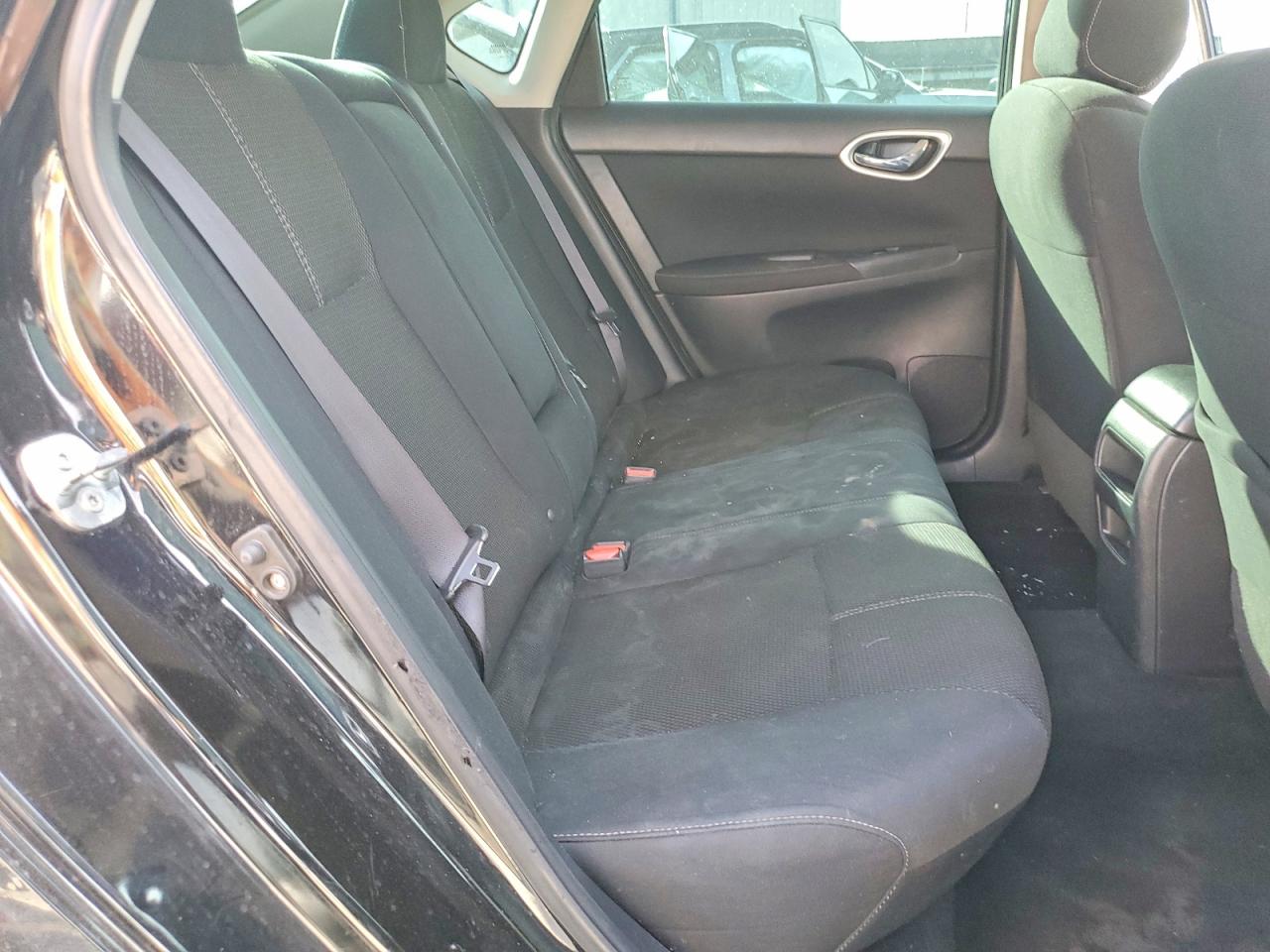 2014 NISSAN SENTRA S photo 10