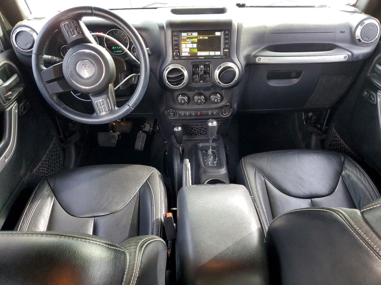 2016 JEEP WRANGLER UNLIMITED SAHARA photo 8