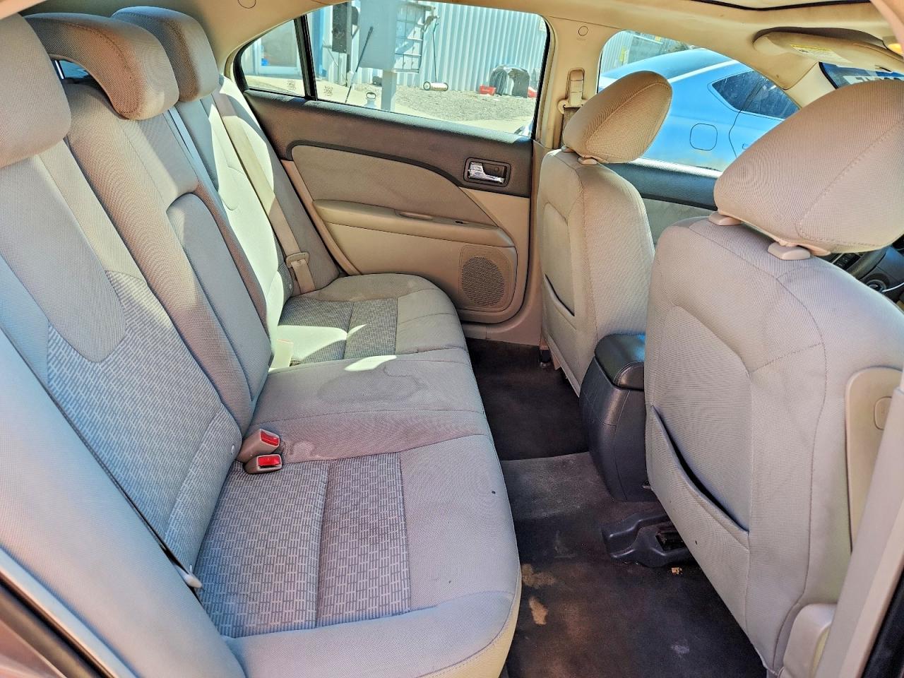 2010 FORD FUSION SE photo 28