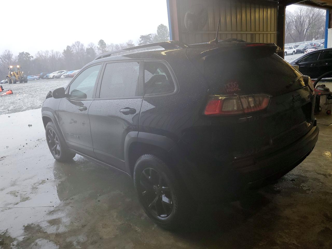 2019 JEEP CHEROKEE LATITUDE photo 3