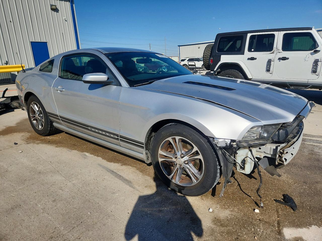 2014 FORD MUSTANG photo 4