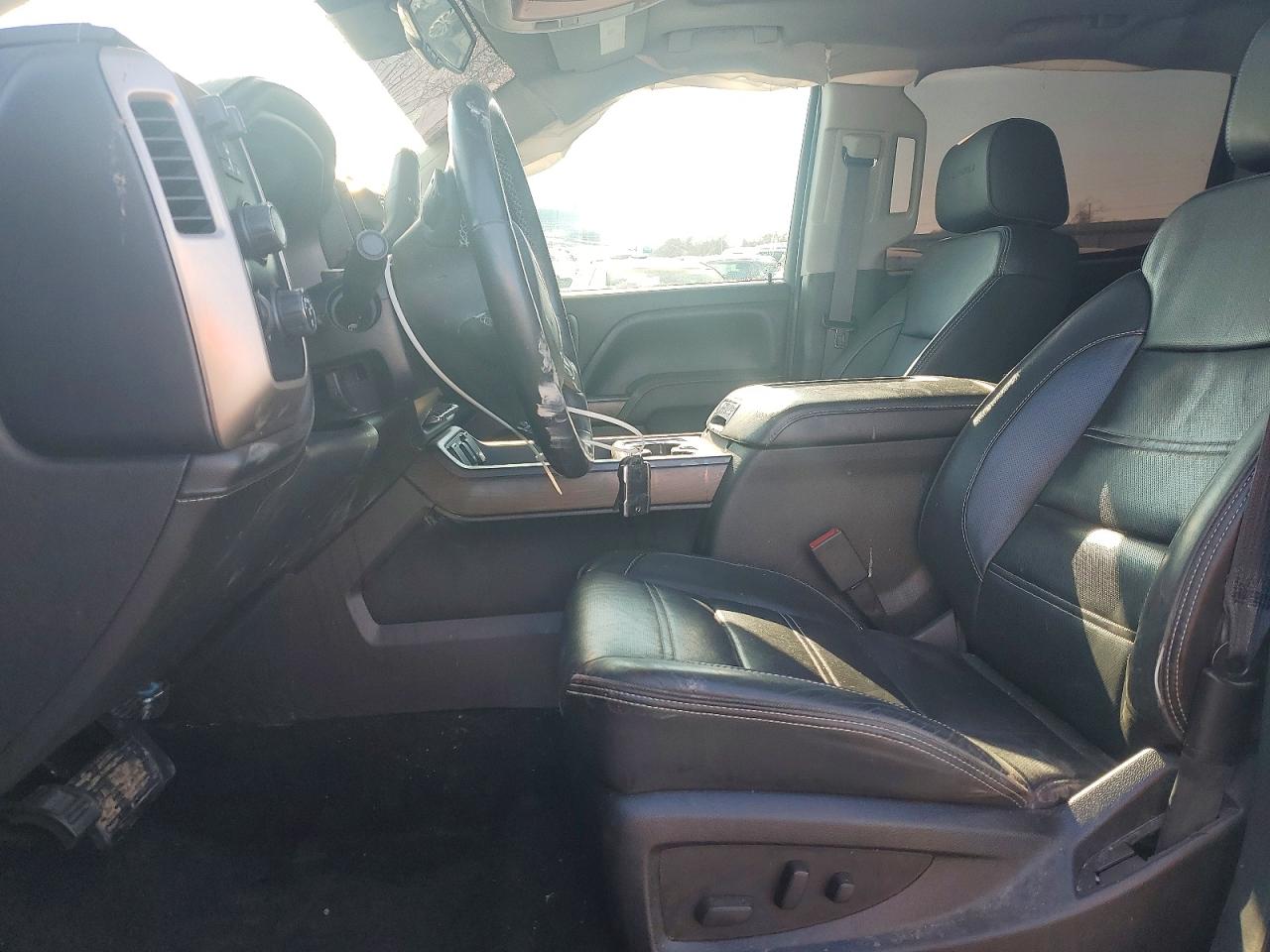 2017 GMC SIERRA K1500 DENALI photo 13