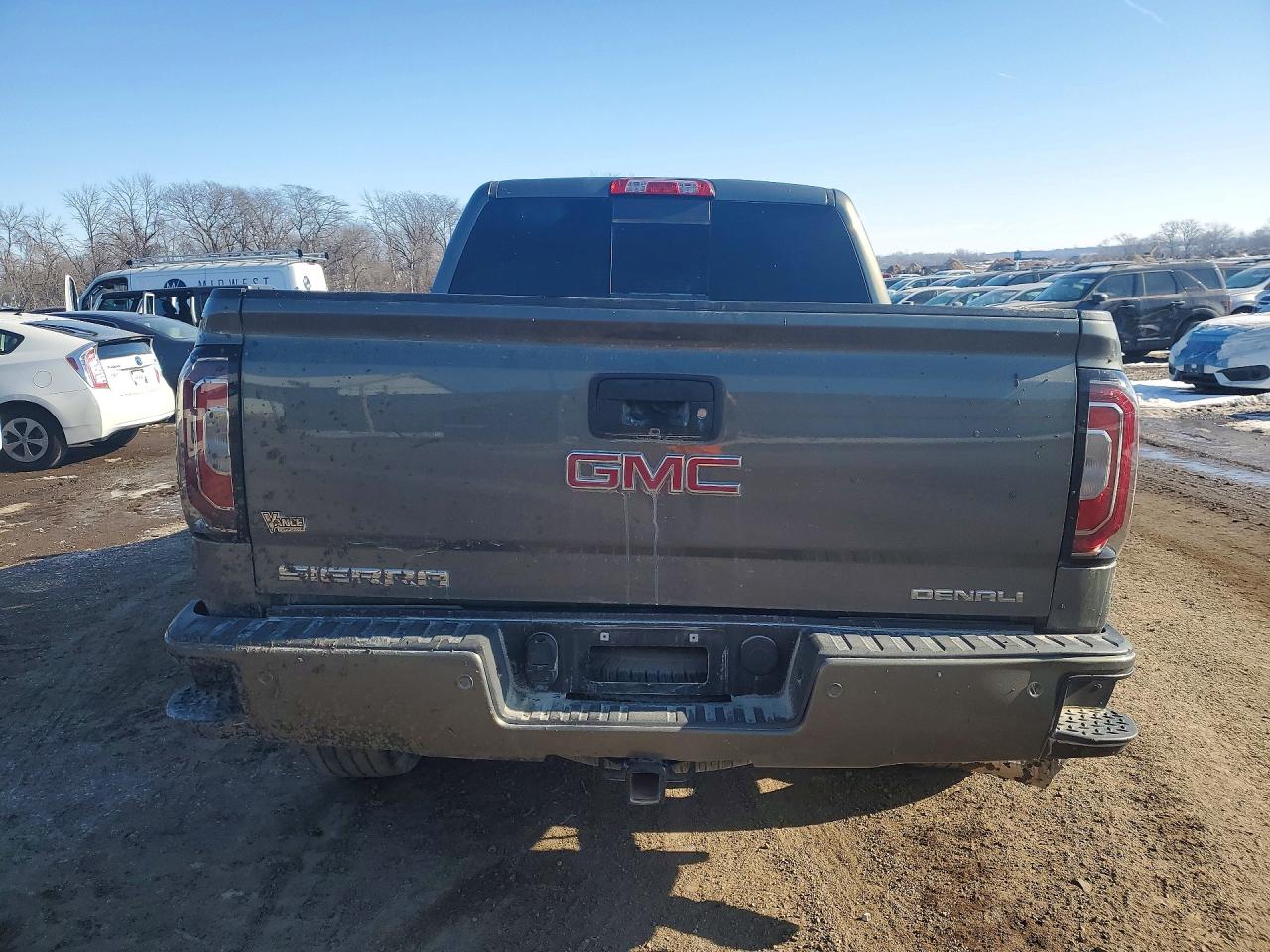 2017 GMC SIERRA K1500 DENALI photo 11
