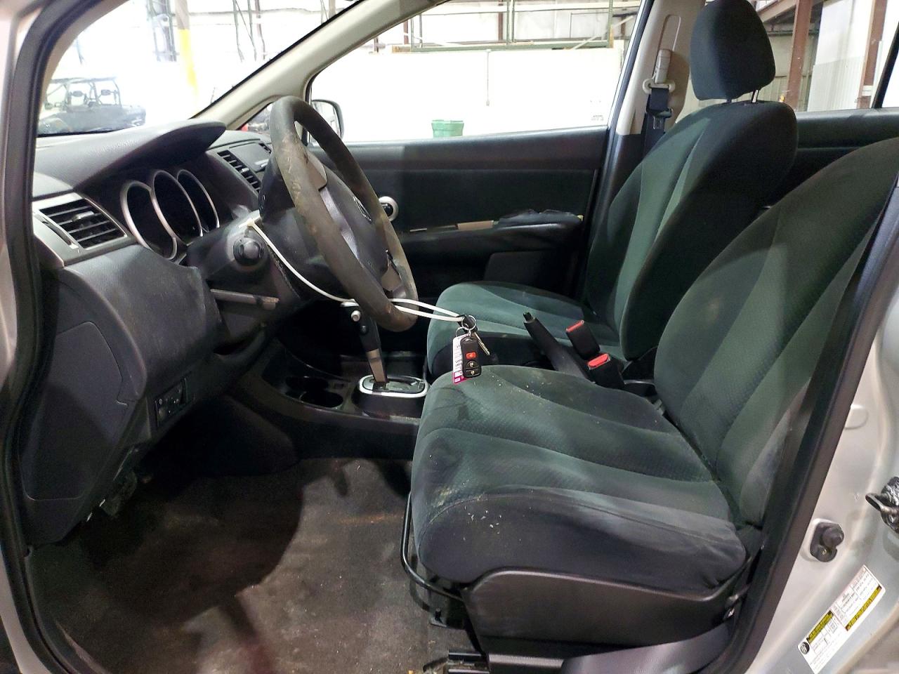 2011 NISSAN VERSA 1.8 S photo 13