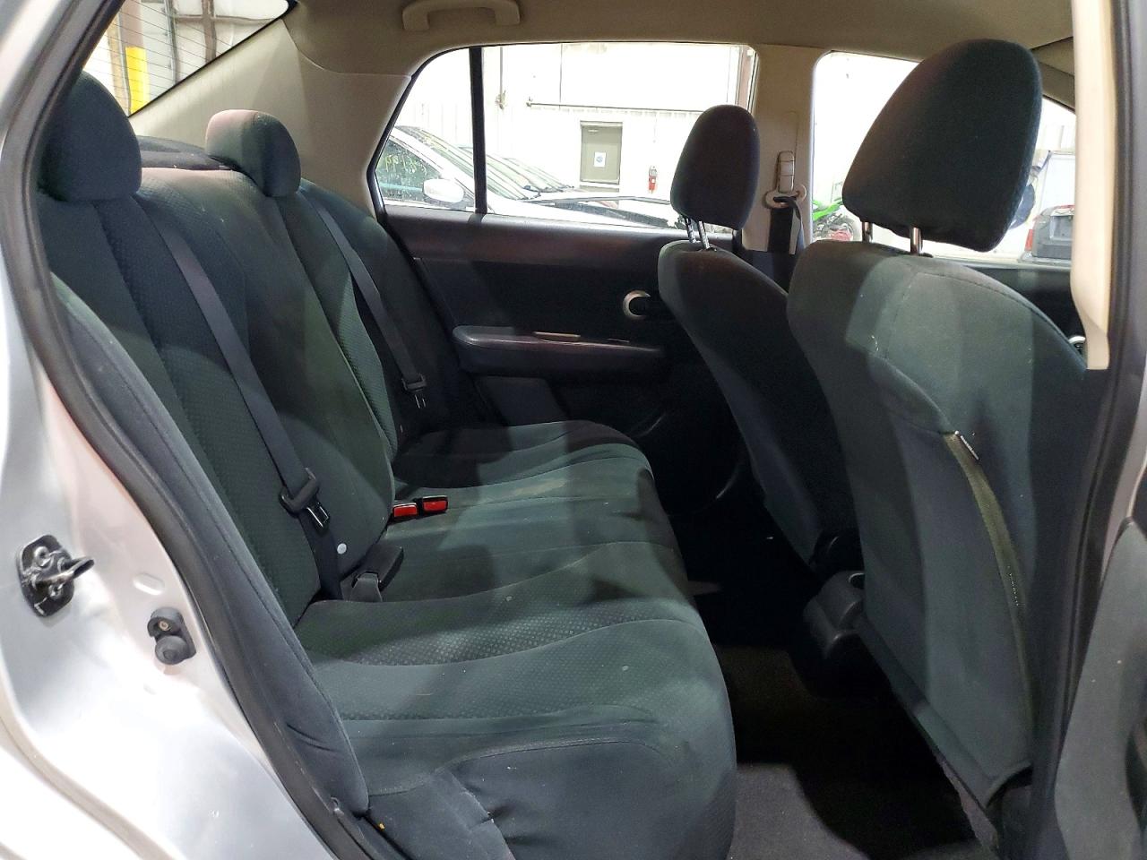 2011 NISSAN VERSA 1.8 S photo 19