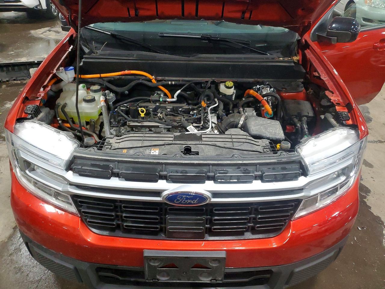 2024 FORD MAVERICK LARIAT photo 31