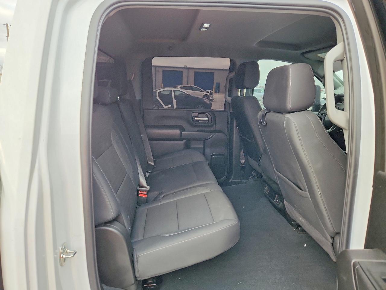2025 CHEVROLET SILVERADO K2500 HEAVY DUTY photo 10