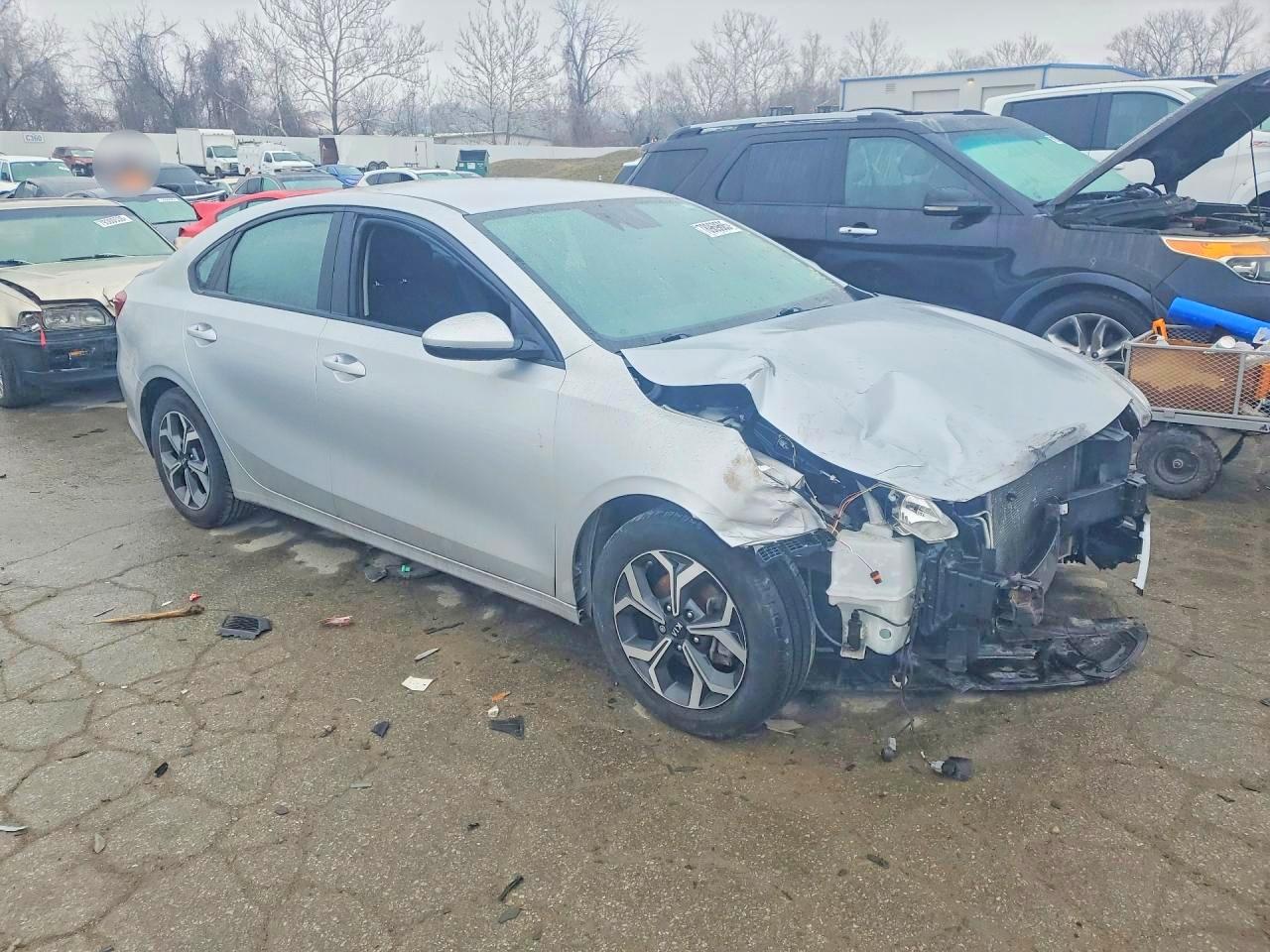 2021 KIA FORTE LXS photo 4
