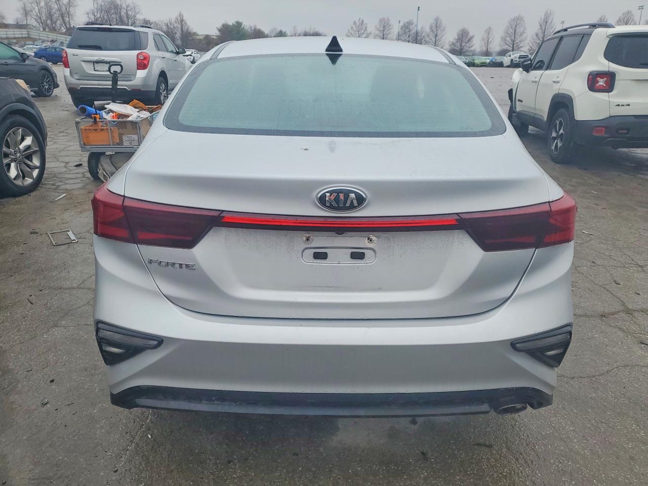 2021 KIA FORTE LXS photo 6