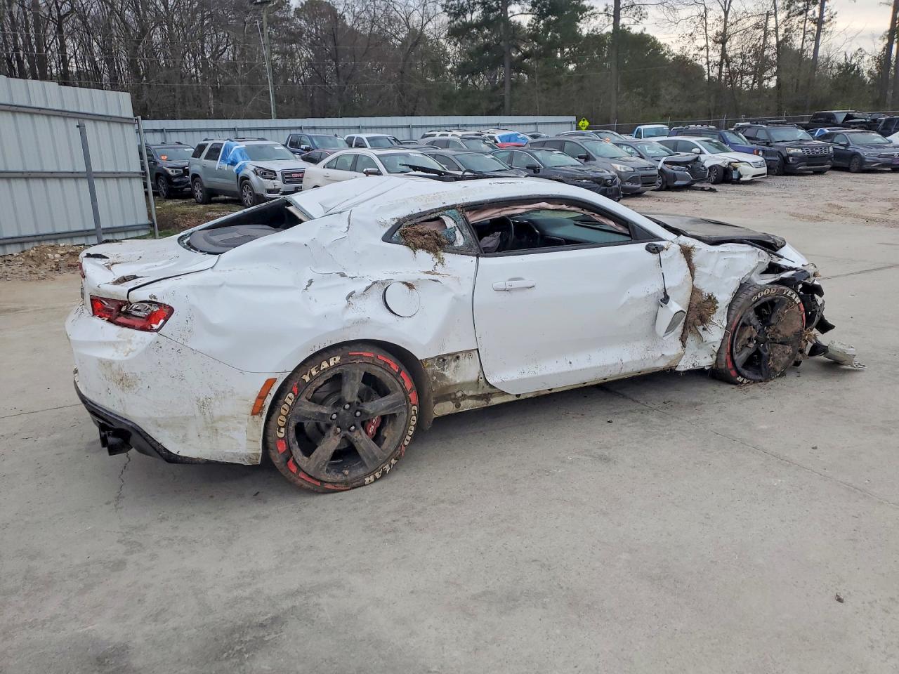 2017 CHEVROLET CAMARO SS photo 5