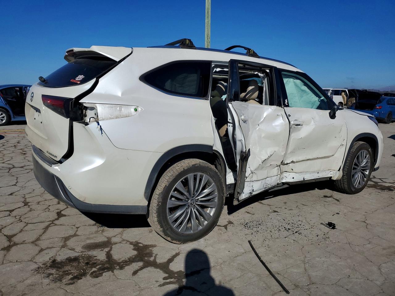 2021 TOYOTA HIGHLANDER PLATINUM photo 5