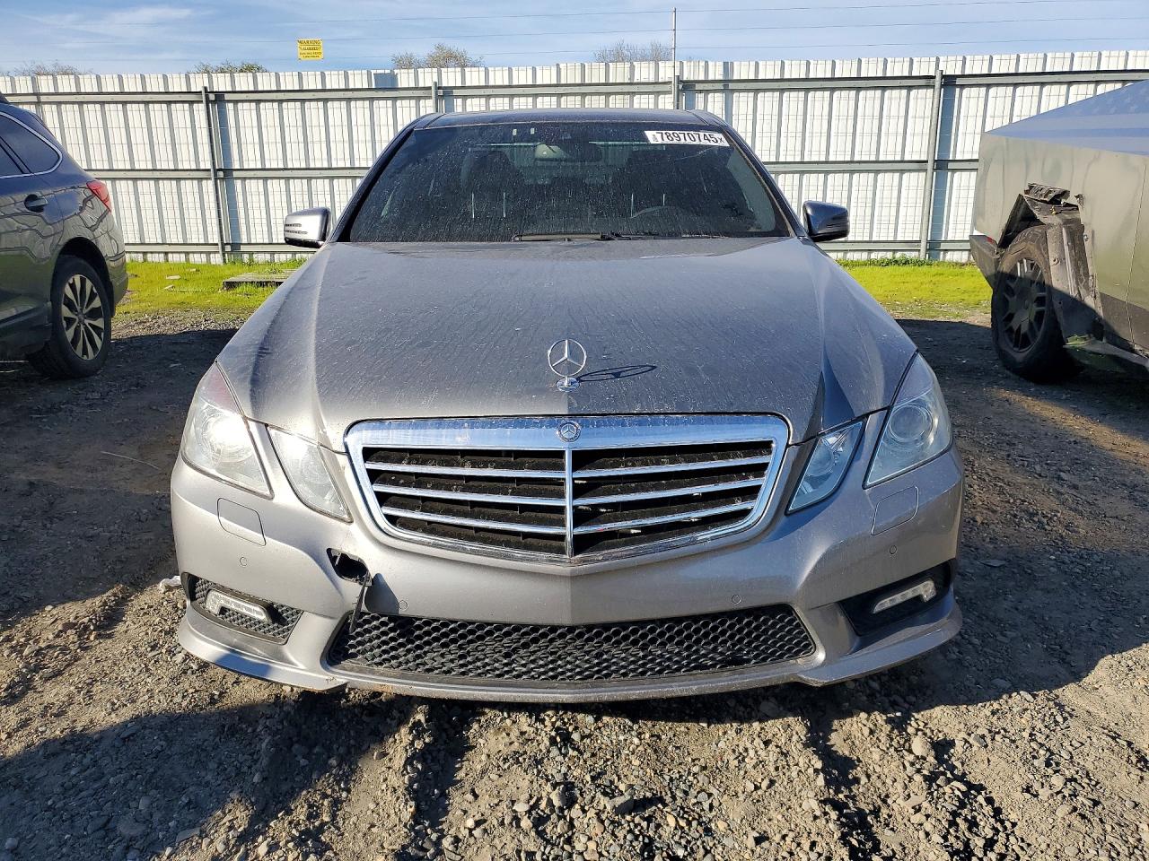 2011 MERCEDES-BENZ E 550 photo 5