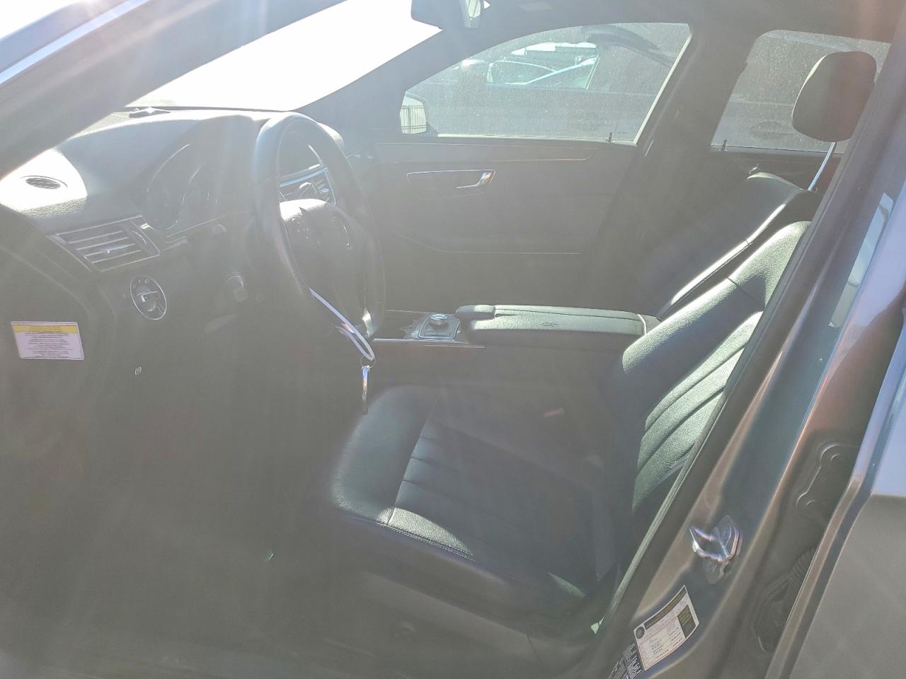 2011 MERCEDES-BENZ E 550 photo 7