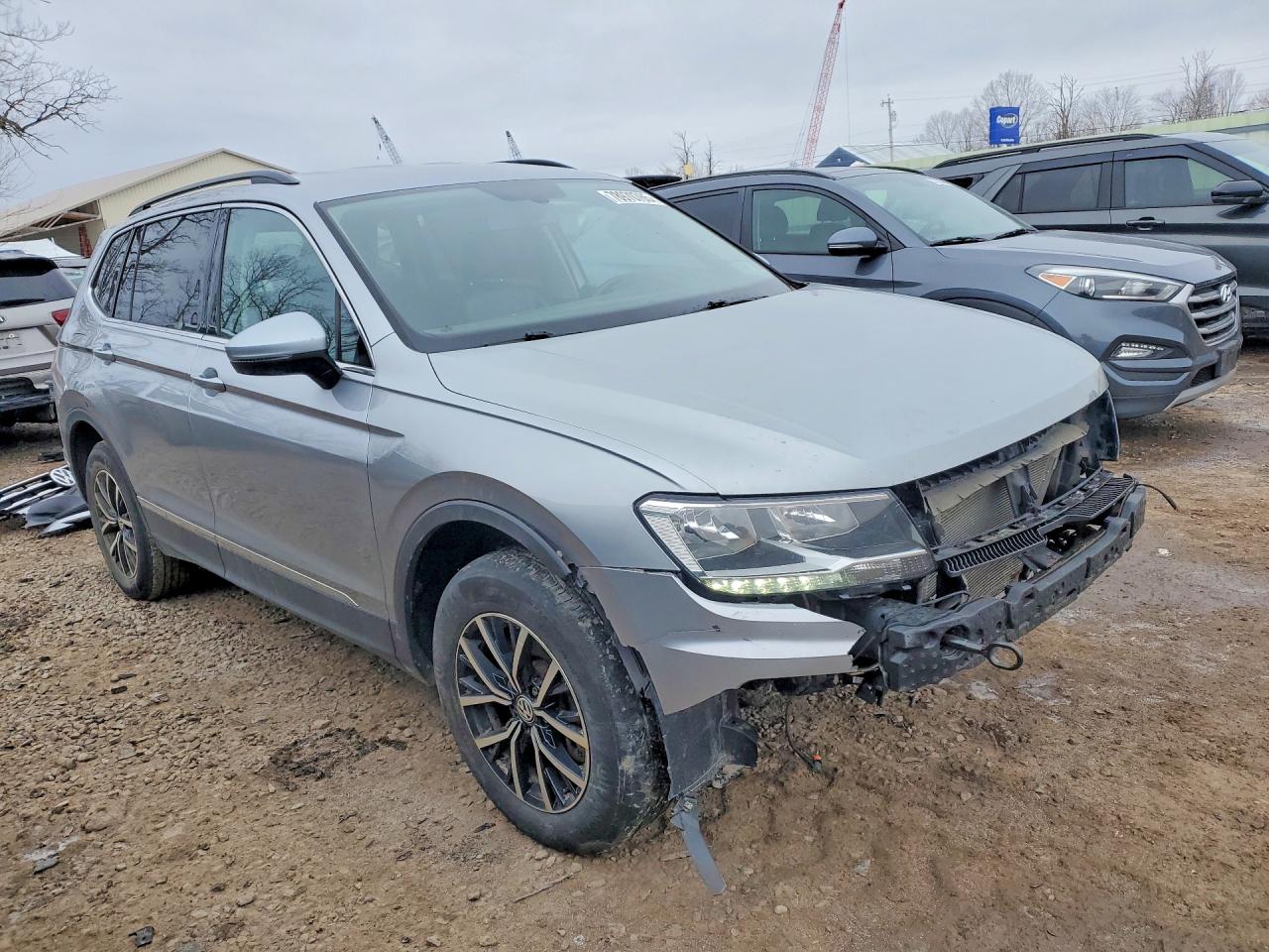 2021 VOLKSWAGEN TIGUAN SE photo 10
