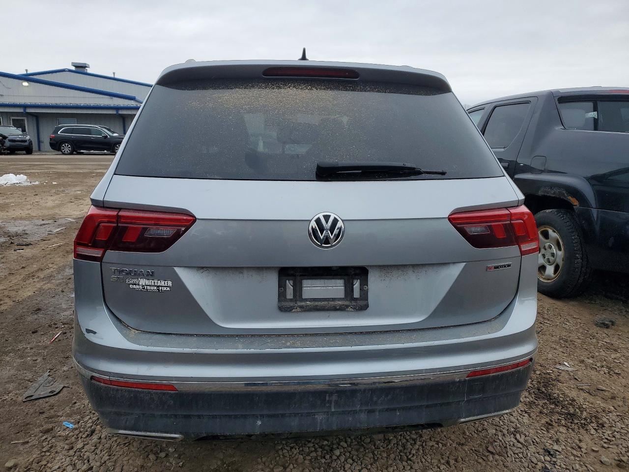 2021 VOLKSWAGEN TIGUAN SE photo 16