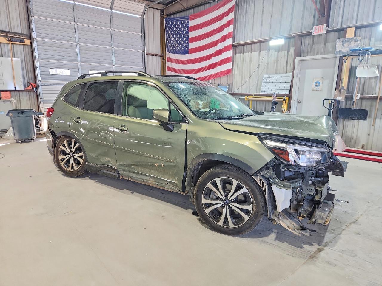 2019 SUBARU FORESTER LIMITED photo 4