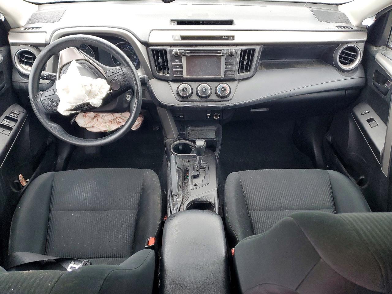 2017 TOYOTA RAV4 LE photo 8