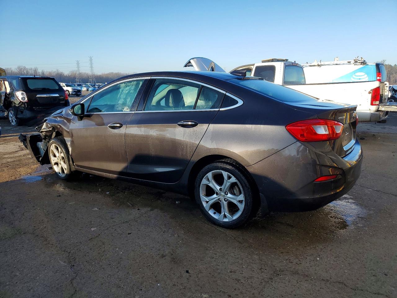 2016 CHEVROLET CRUZE PREMIER photo 3