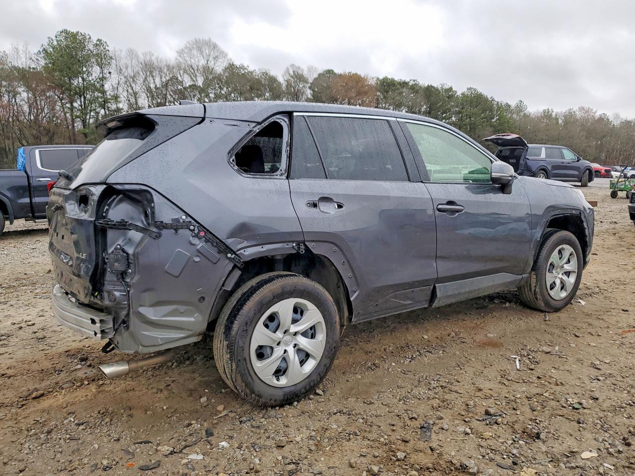 2025 TOYOTA RAV4 LE photo 3