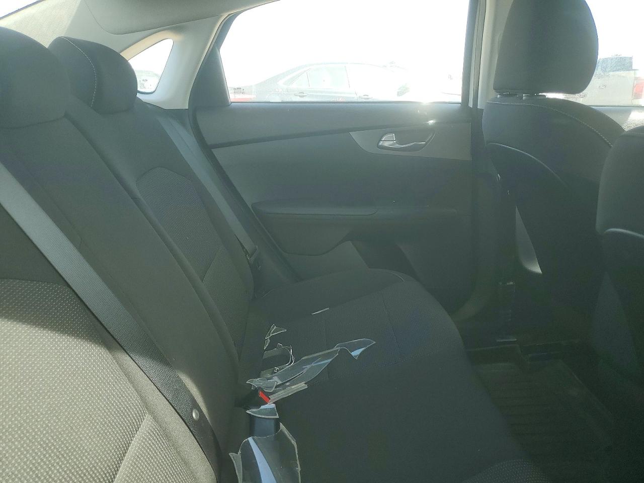 2019 KIA FORTE LXS photo 19