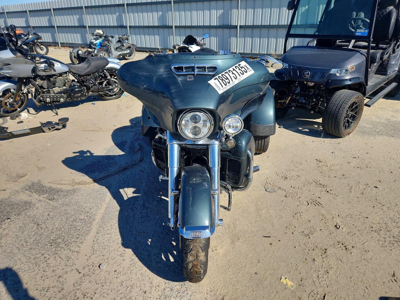 2020 HARLEY-DAVIDSON FLHTCUTG photo 4