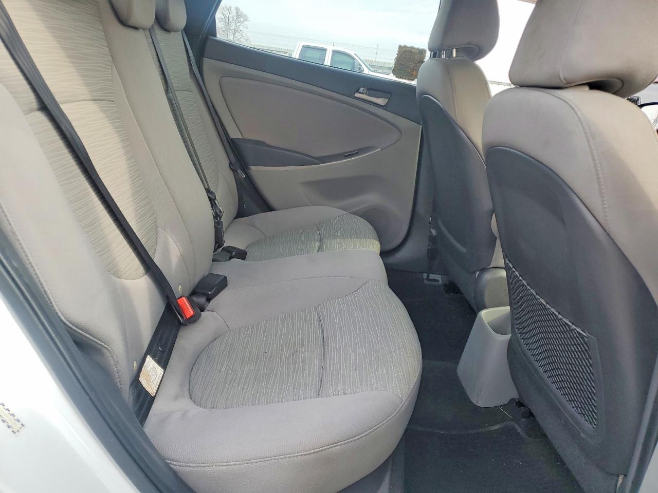 2017 HYUNDAI ACCENT SE photo 10