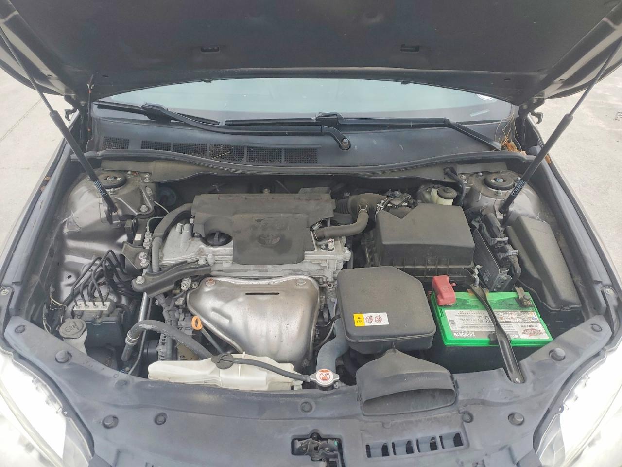 2017 TOYOTA CAMRY LE photo 11