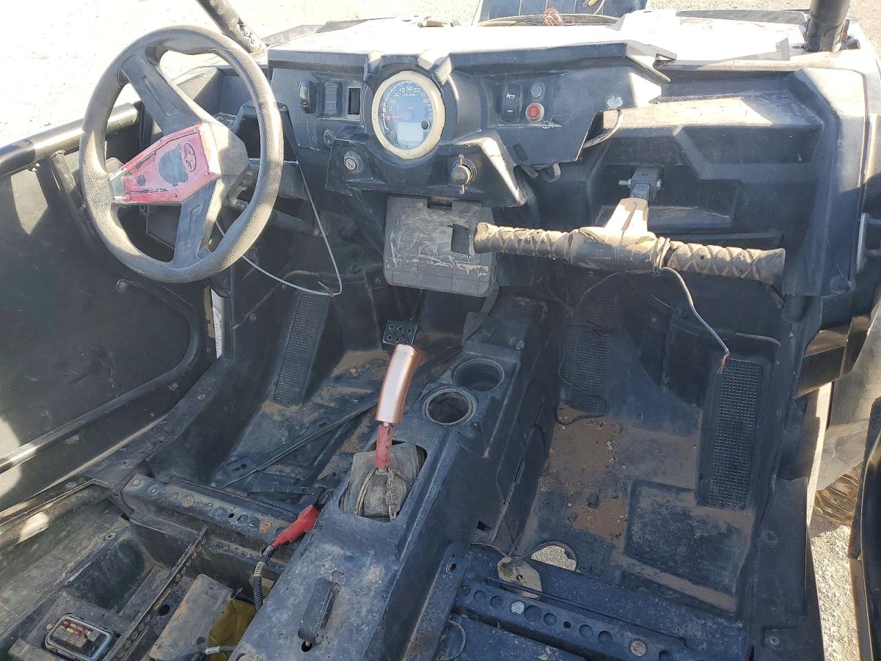 2016 POLARIS RZR UTILITY VEHICLE photo 9