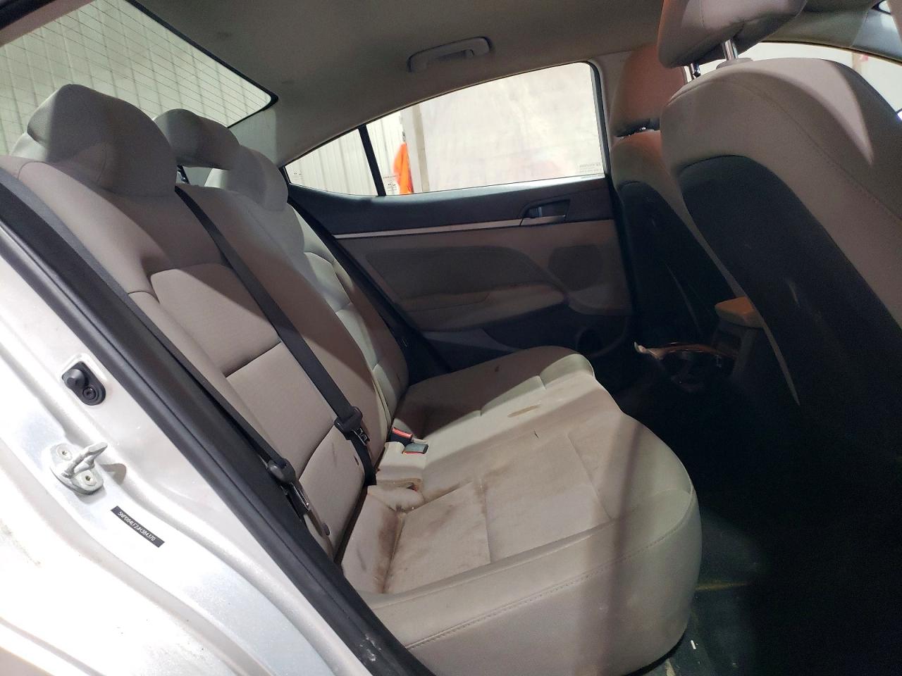 2018 HYUNDAI ELANTRA SEL photo 10