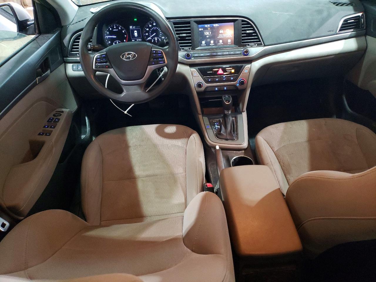 2018 HYUNDAI ELANTRA SEL photo 8