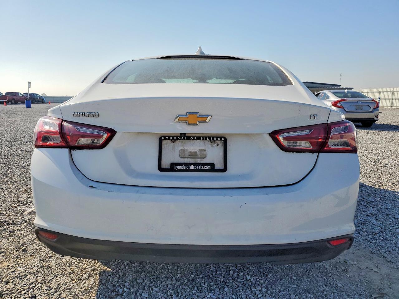 2021 CHEVROLET MALIBU LT photo 16