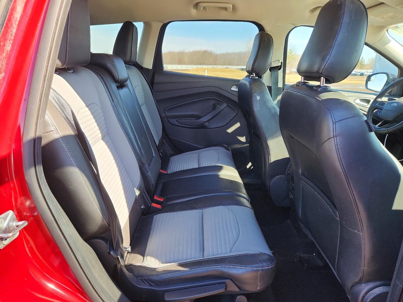 2018 FORD ESCAPE SE photo 21