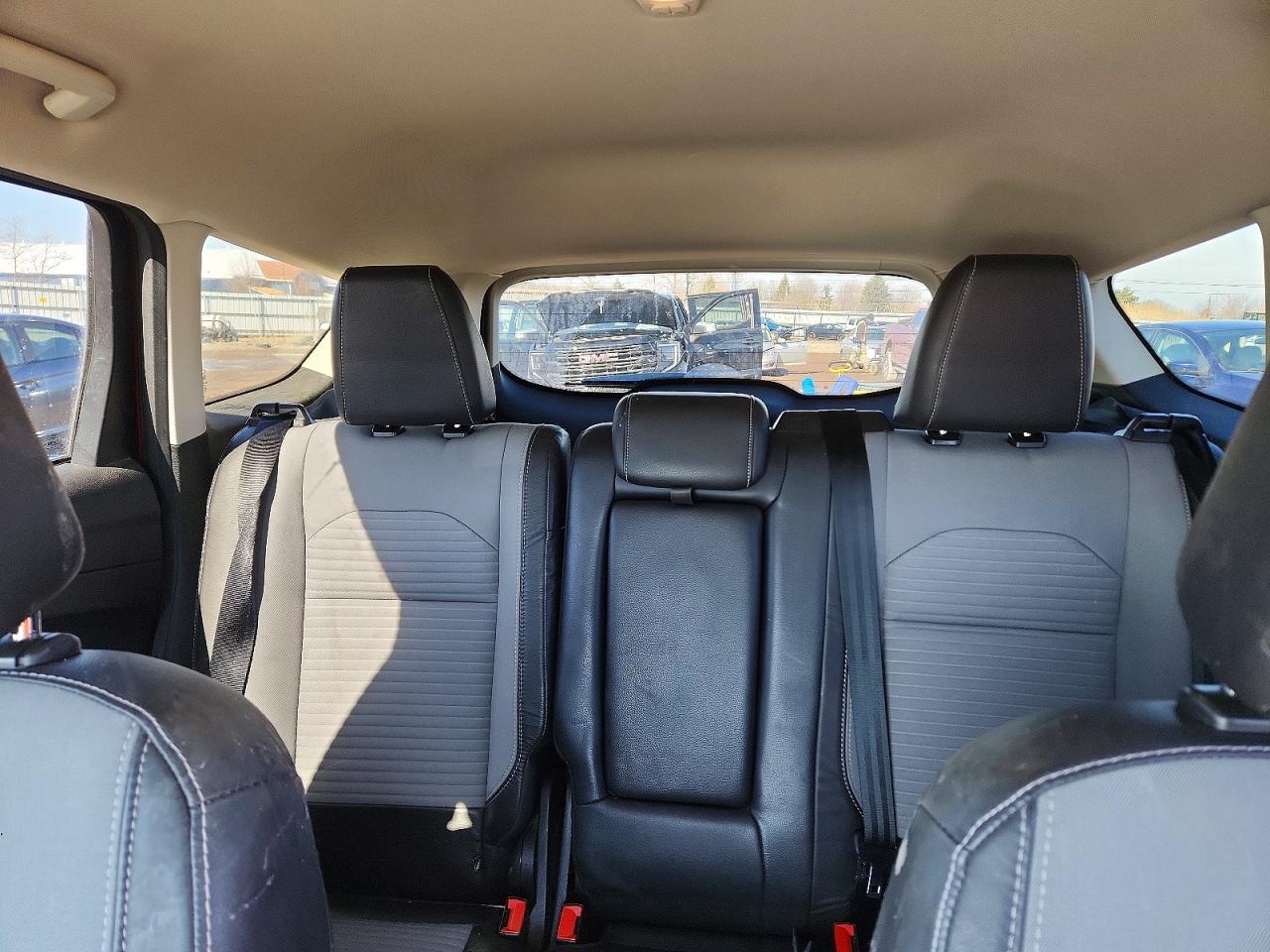 2018 FORD ESCAPE SE photo 19
