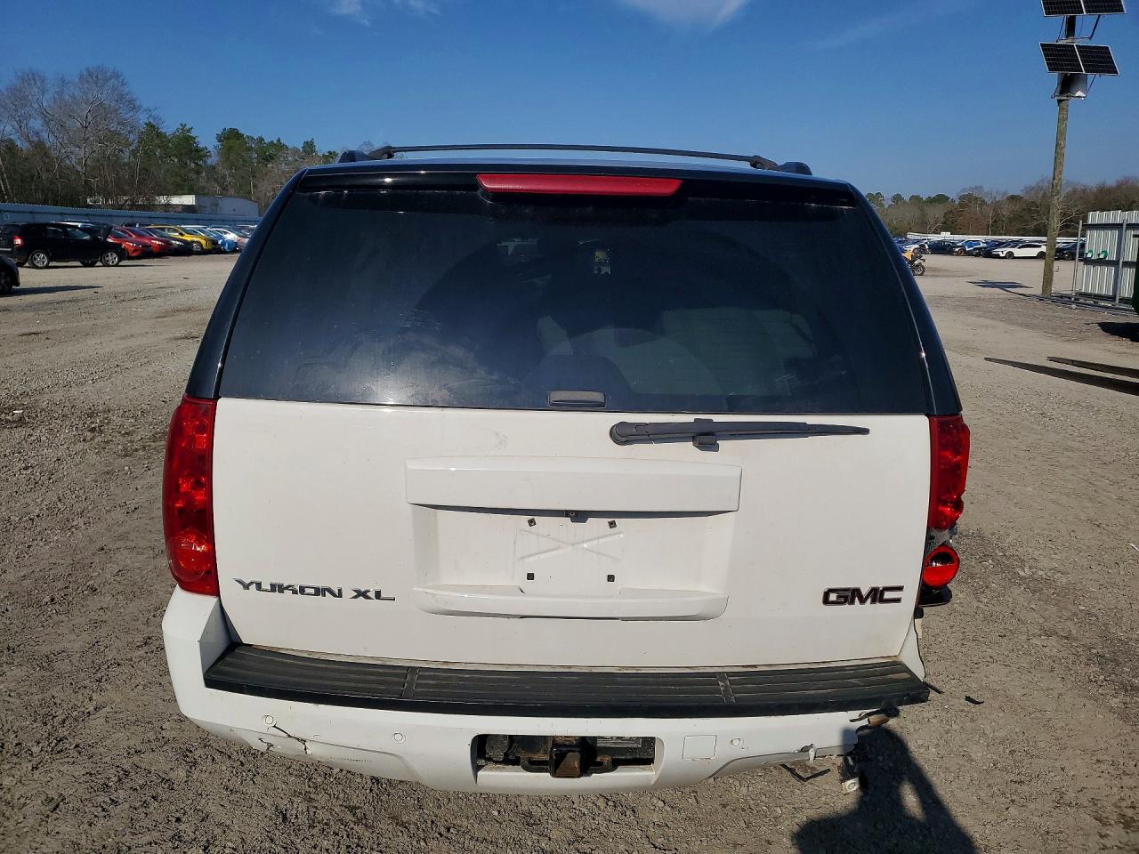 2013 GMC YUKON XL K1500 SLT photo 16