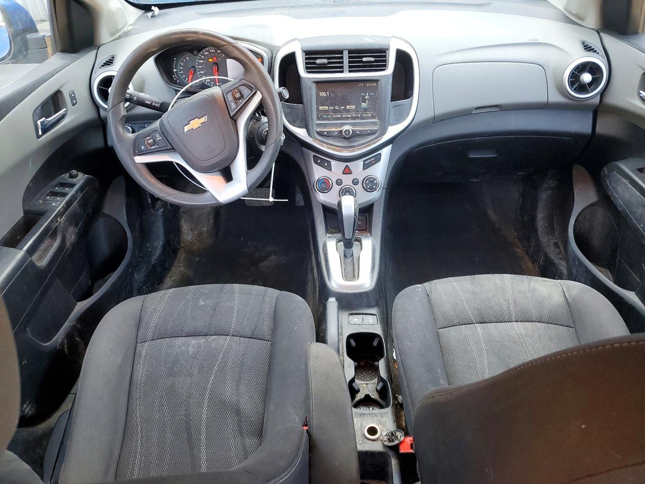 2017 CHEVROLET SONIC LT photo 22