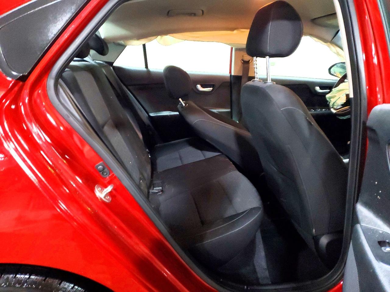 2018 KIA RIO S photo 28