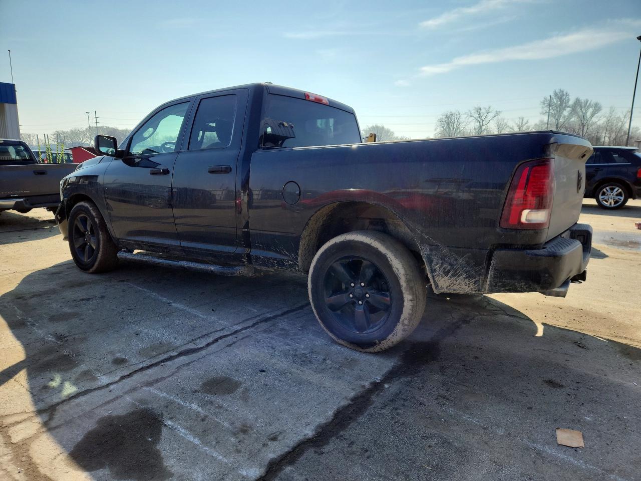 2014 RAM 1500 ST photo 2